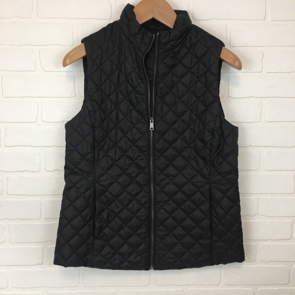 Banana Republic Jackets & Blazers - Banana Republic Quilted Puffer Vest
